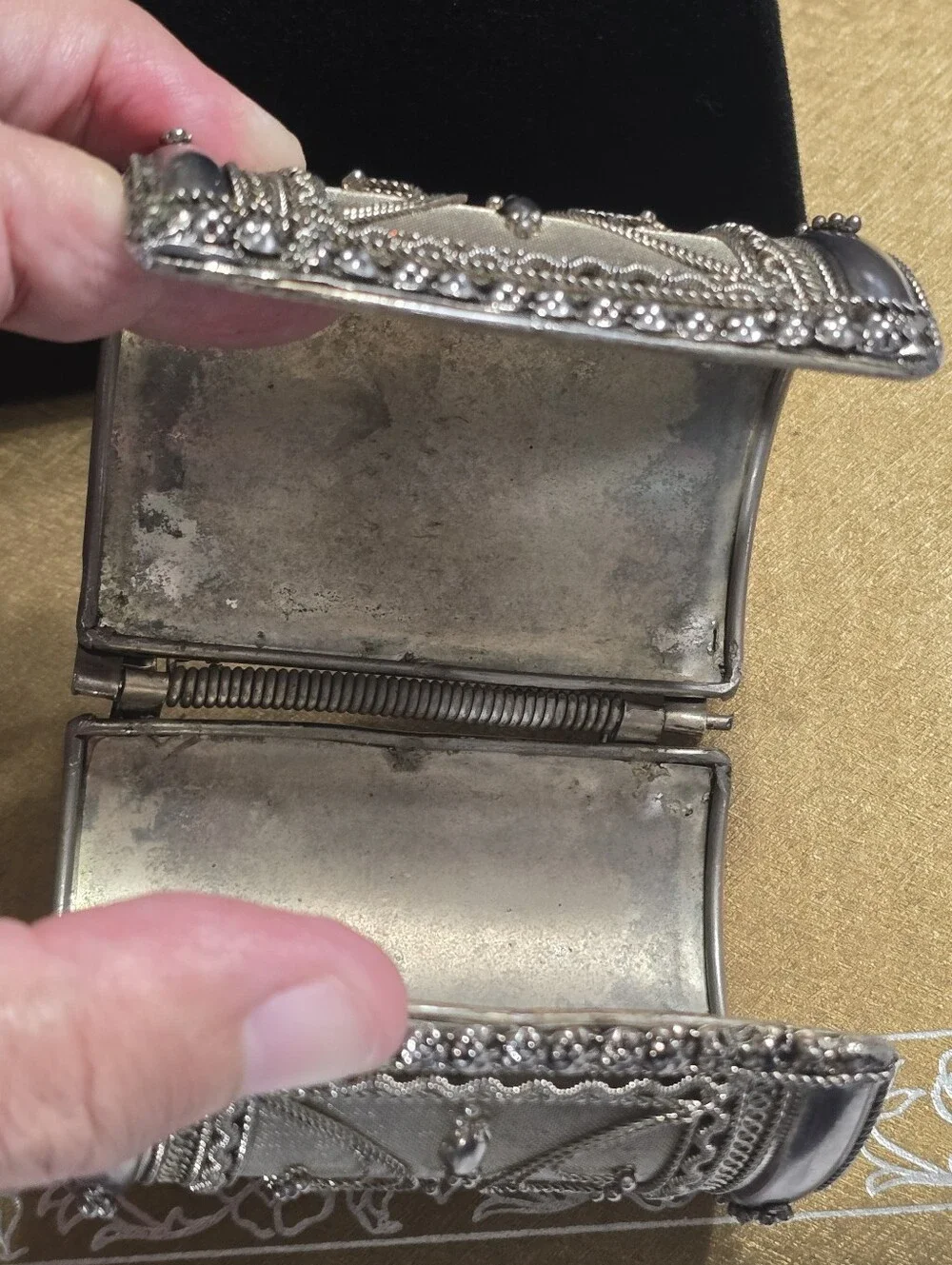 Vintage Ornate Tribal Etruscan Silver-Tone Floral Mesh Metal Wide Cuff Bracelet